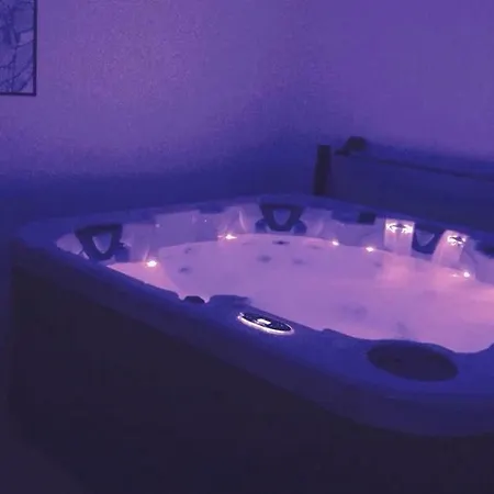 Lägenhet Avec Billard Et Baby Foot *